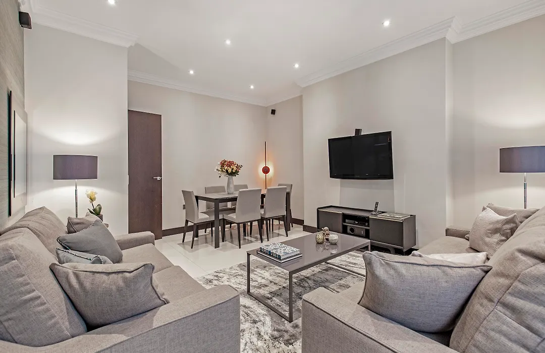 130 Queen'S Gate Apartments-1
